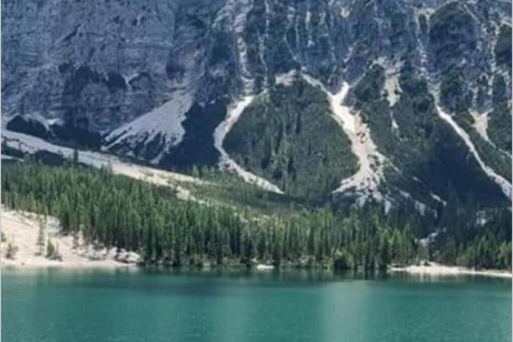 Relax Al Lago Di Braies Braies  Buitenkant foto